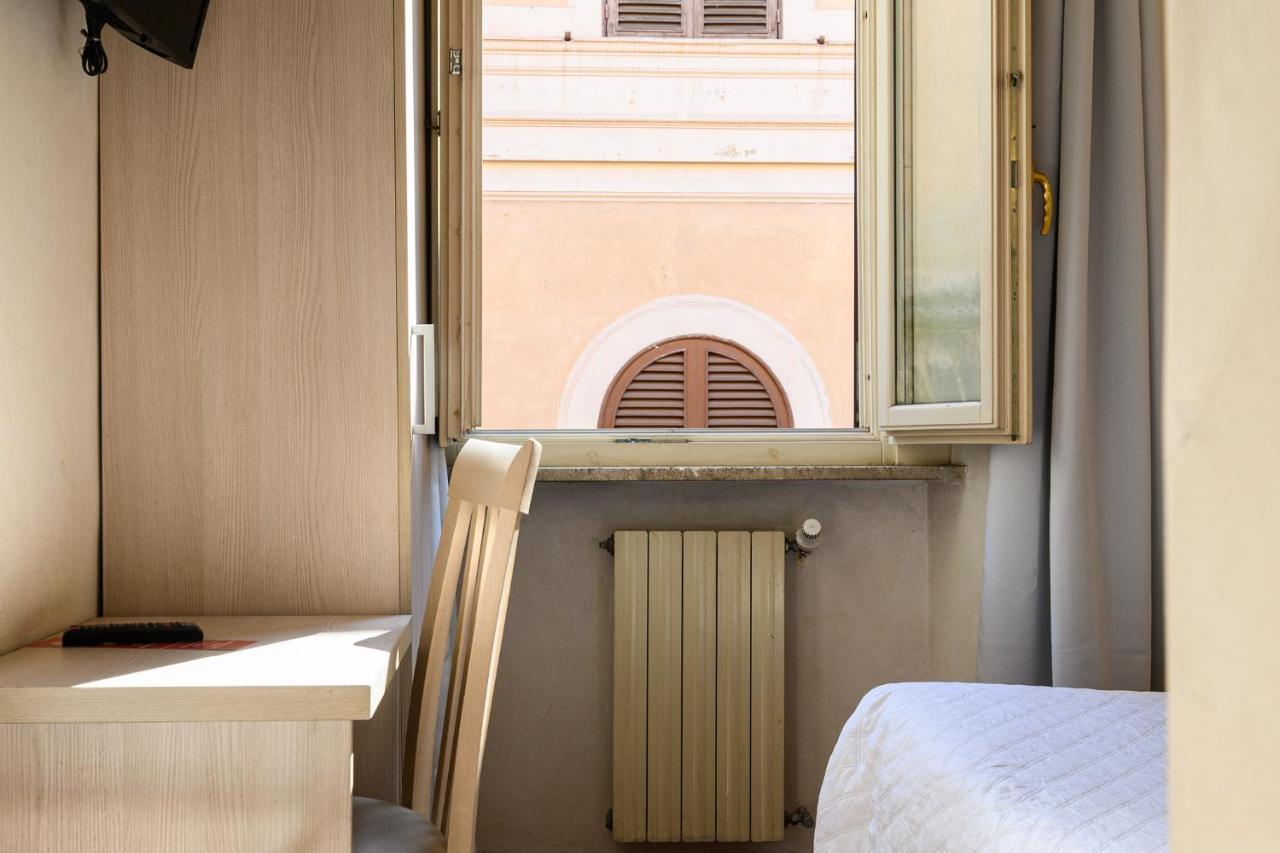 Hotel Julia Ρώμη Εξωτερικό φωτογραφία